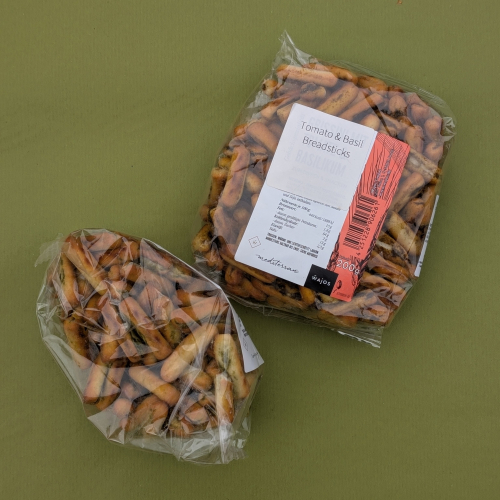 Italian Grissini - Mini Breadsticks Tomato & Basil 200g